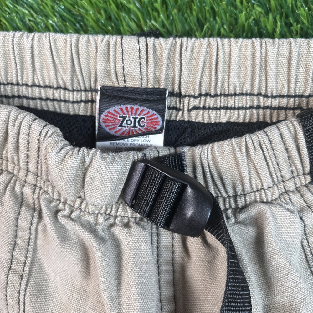 VTG Zoic Cycling Cargo Shorts Tan Men Size Large Lined Elastic Waist USA Made - Picture 6 of 16